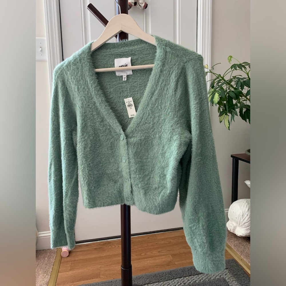 Aerie sweater